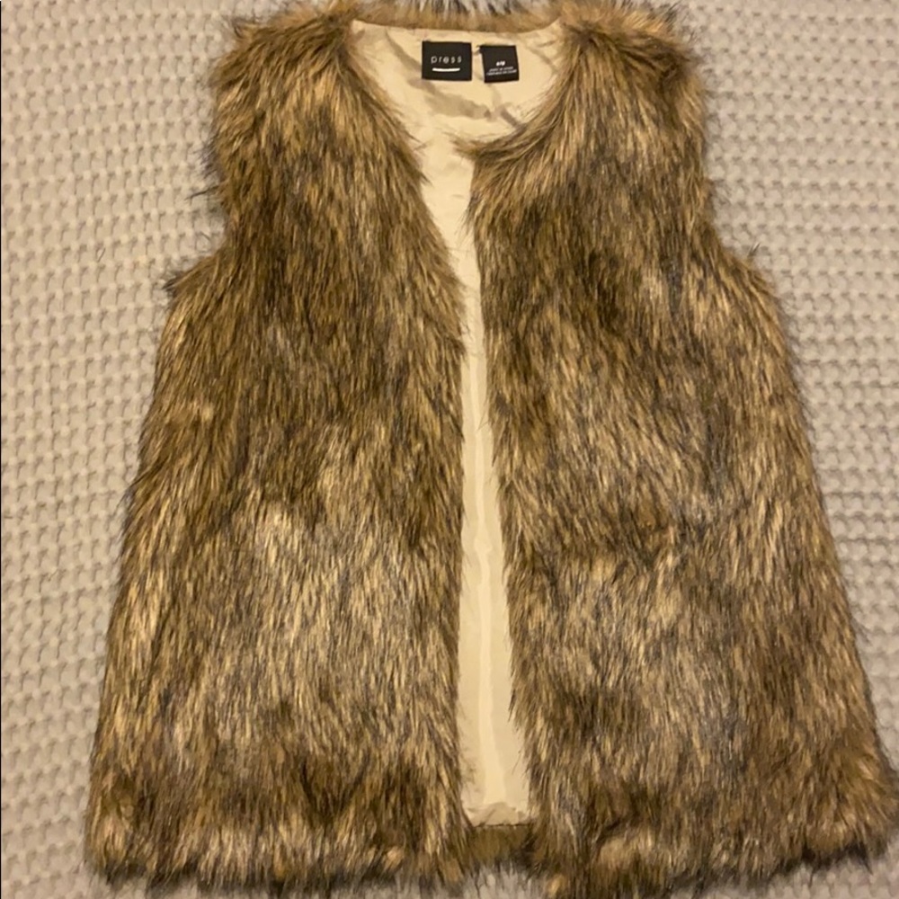 Press fur vest